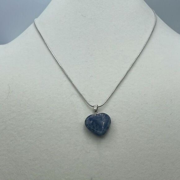 Blue Sodalite heart shaped semi polished pedant necklace. - Picture 3 of 7